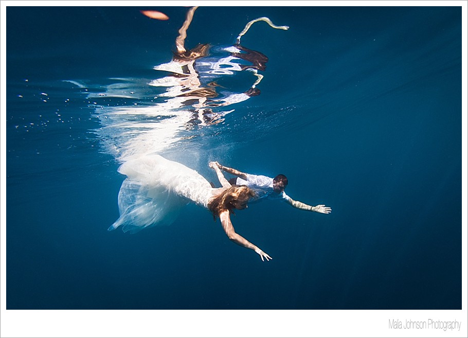 Underwater,Trash The Dress,Fiji,Photographer