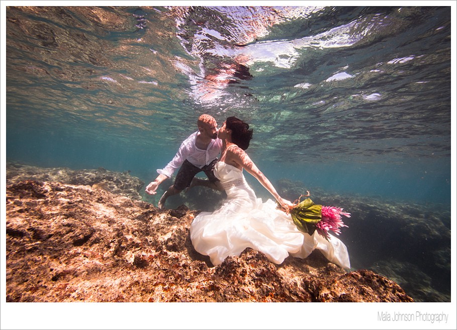 Fiji Underwater Trash the Dress_0001.jpg