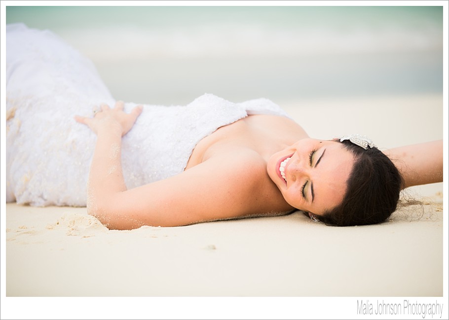 Fiji Underwater Trash the Dress_0011.jpg