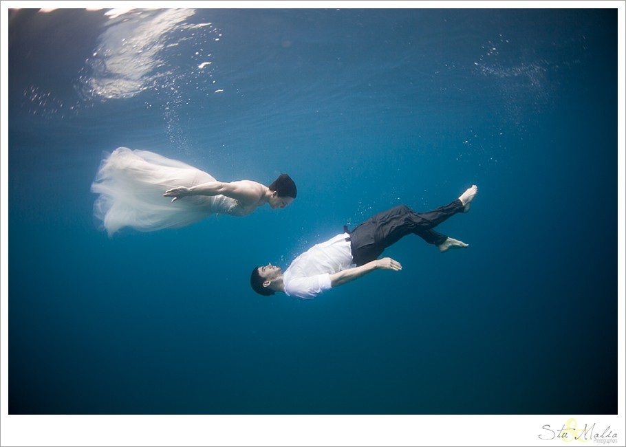 Underwater Trash the Dress Fiji_0014.jpg