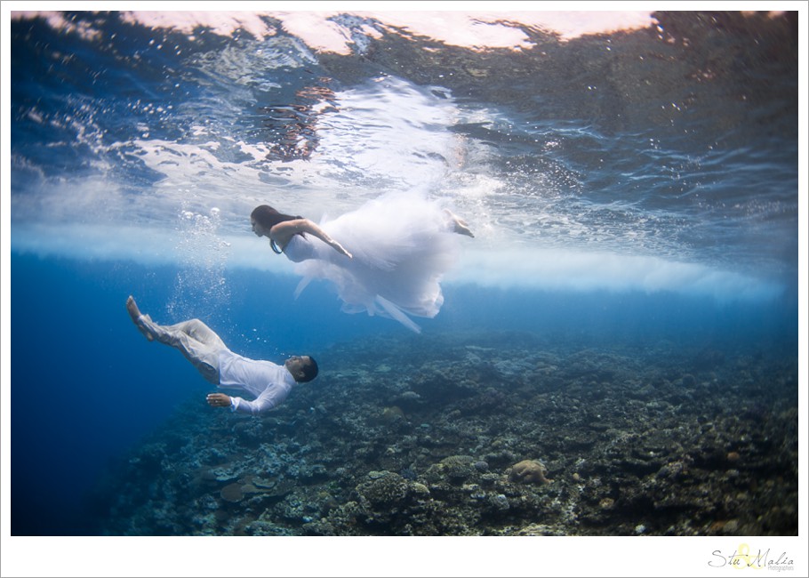 Underwater Trash the Dress Fiji_0013.jpg